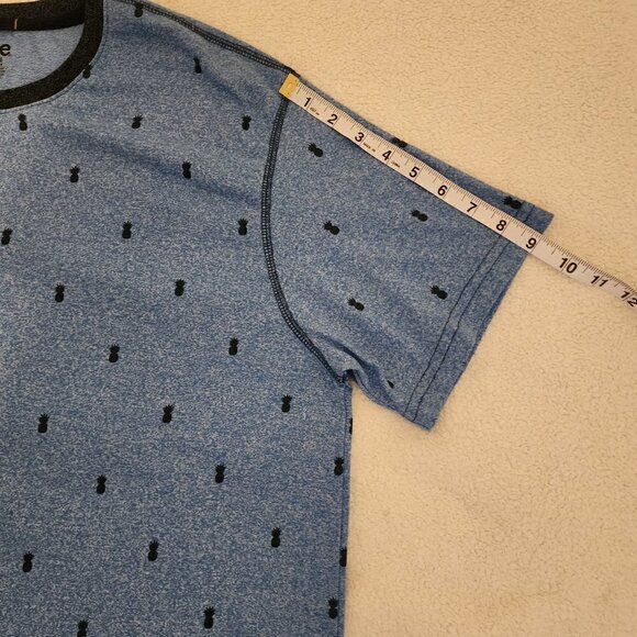 Lee Men's Regular Fit T-shirt with Blue Pineapple Print Size XL - Picture 8 of 8